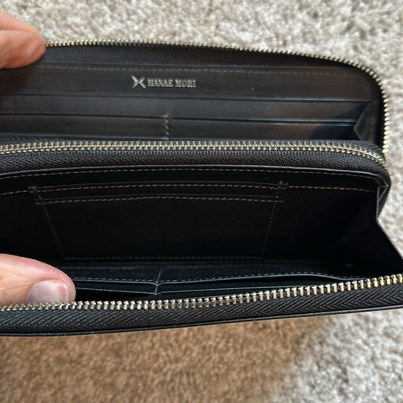 Hanae Mori long wallet. Black/silver hardware. Note the signature butterfly - Picture 2 of 5